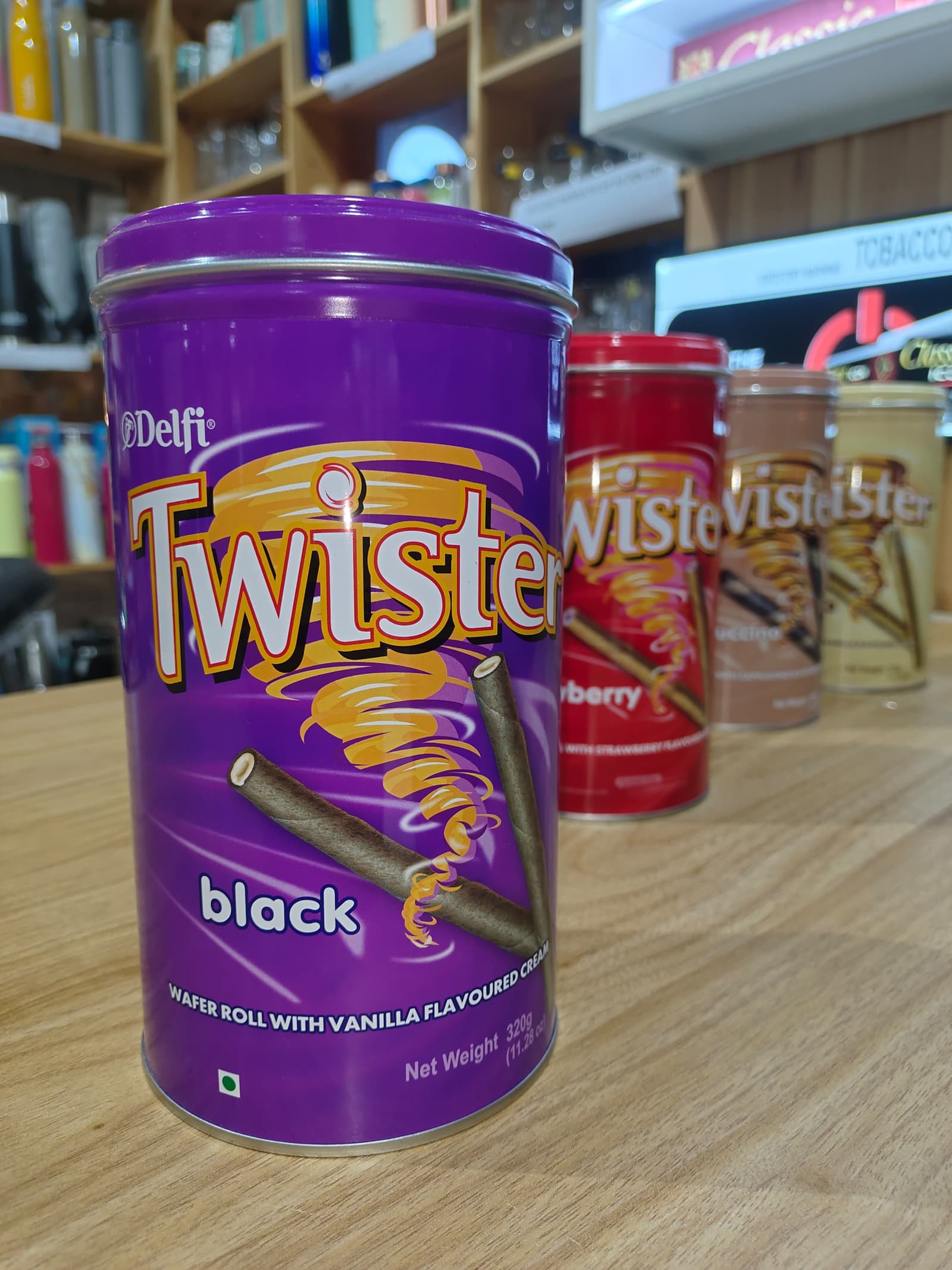 Delfi Twister Wafer Roll – Black